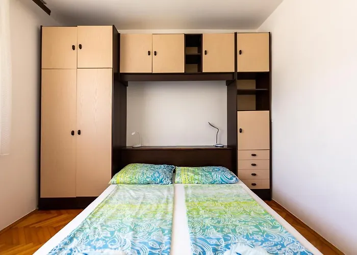 Lemut بورتوروز